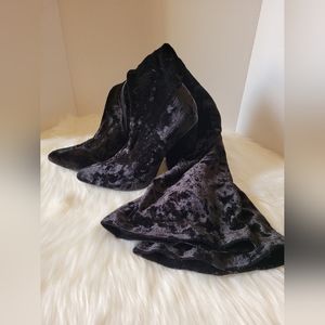Cape Robbin Black Suede Thigh High Boots